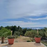 Olive Garden House *