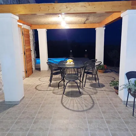 Villa Olive Garden House